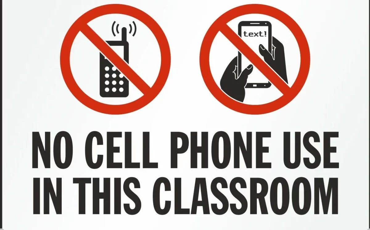 Cell Phones Continue to be a Problem in Schools